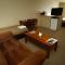 Canberra Parklands Central Apartment Hotel Official