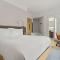 Newly Renovated Rooms at Club Quarters Hotel Times Square, New York