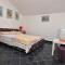 Apartments Holiday