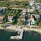 Beachfront apartment Lostura