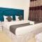 Hotel Elegance, Katra