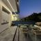 Lilium Maris Hotel