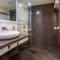 Hotel Le Roi Near New Delhi Railway Station