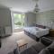 Four Seasons Guesthouse