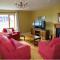 Dingle Courtyard Holiday Homes 3 Bed Sleeps 6