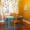 Bisbee Home Fantastic Views and Walkable Location!