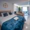 THE OCEAN - Luxury Apartment at the Harbor