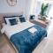 THE OCEAN - Luxury Apartment at the Harbor