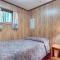 Outdoor Lovers Paradise Slope-View Cabin!