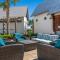 24 York Lane | Edgewater Escape