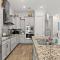 24 York Lane | Edgewater Escape