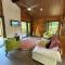 Romantic Cabin, jacuzzi, free Wifi in the Forest, Bungalows Tulipanes