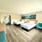 Days Inn & Suites by Wyndham Bossier City - Casino Area