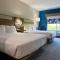 Holiday Inn Express & Suites San Antonio South by IHG