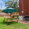Red Brick Hideaway | JZ Vacation Rentals