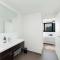 16S Abnb-Style Easy 2BR APT 7 mins Crown Casino walk, Free Parking