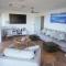 Sunset Break Apartments - 1 x 2 Bedroom Upstairs and 1 x 2 Bedroom Downstairs