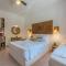 SKYROS AVRA Residences
