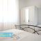VIVA3 - Numana, ampio trilocale in villa con piscina