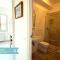 VIVA3 - Numana, ampio trilocale in villa con piscina