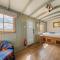 Corry Lodge Estate - Sheperds Huts or Container Stays with Sea View