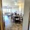 Retro art and mirrors Molos