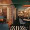 Snob Hotel