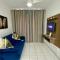 Apto charmoso no Parque dos IPES 2 Quartos casal ArCond WiFi 400M Home Office Garagem em Dourados