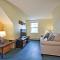 Lofted Cape Cottage by Leavetown Vacations
