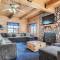 6 Bedroom Cabin by Xquisite Rentals