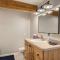 6 Bedroom Cabin by Xquisite Rentals