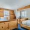 6 Bedroom Cabin by Xquisite Rentals