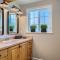 6 Bedroom Cabin by Xquisite Rentals