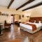 Sedona Views B&B and Luxury Creekside Cabins