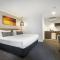 Doncaster Apartments by Nightelier