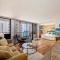 Tropical Escape, Ocean Views Condo with Parking