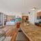 Tropical Escape, Ocean Views Condo with Parking