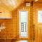 HAL Cottage