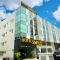 Smile Hotel Subang Airport