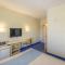 Super 8 by Wyndham Estevan