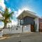Villa Limni Dyo - Luxurious Contemporary 3 Bedroom Villa With Sea Views And Hot Tub