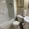 Colonial Charm Inn Bed & Breakfast