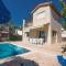 Villa Aspro Enas - Stunning 3 Bedroom Ayia Thekla Villa With Private Pool And Sea Views