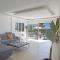 Villa Adaman - Stunning 3 Bedroom Seafront Villa With Pool - Close To The Beach