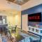 Stylish 2BD - CDT - Gym, Pool, Parking - Sleep 8
