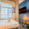 Stylish 2BD - CDT - Gym, Pool, Parking - Sleep 8