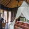 Authentic beachfront Villa Owl