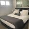 Hamptons House Mudgee -Lux Stays