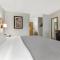 Quality Inn Chesterton near Indiana Dunes National Park I-94
