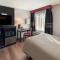 Quality Inn & Suites Cincinnati I-275